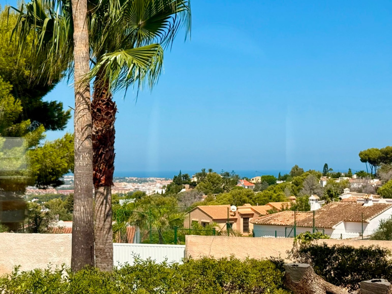 Casa / Villa / Chalet / Estilo Ibicenco / Con vista al Montgó (Ref. DE105CH)