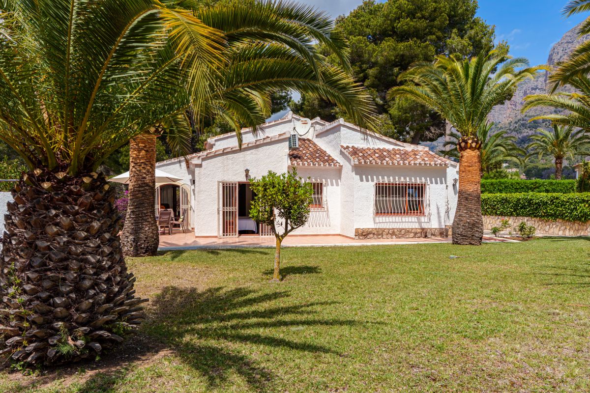 Casa / Villa / Chalet / Rustico con vista al Montgó Javea (Ref.JA104VL)