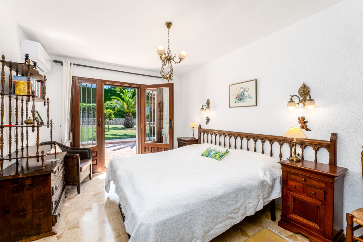 Casa / Villa / Chalet / Rustico con vista al Montgó Javea (Ref.JA104VL)