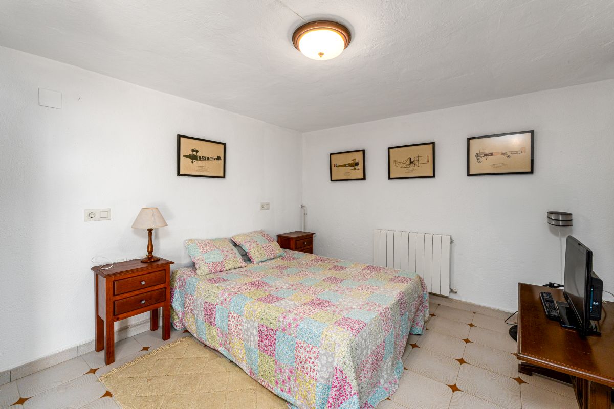Casa / Villa / Chalet / Rustico con vista al Montgó Javea (Ref.JA104VL)