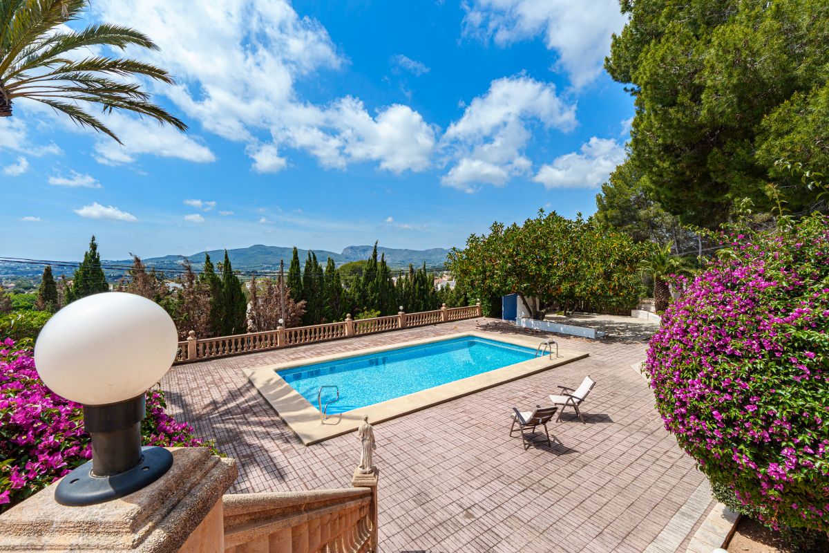 Casa / Villa / Chalet / Rustico con vista al Montgó Javea (Ref.JA104VL)