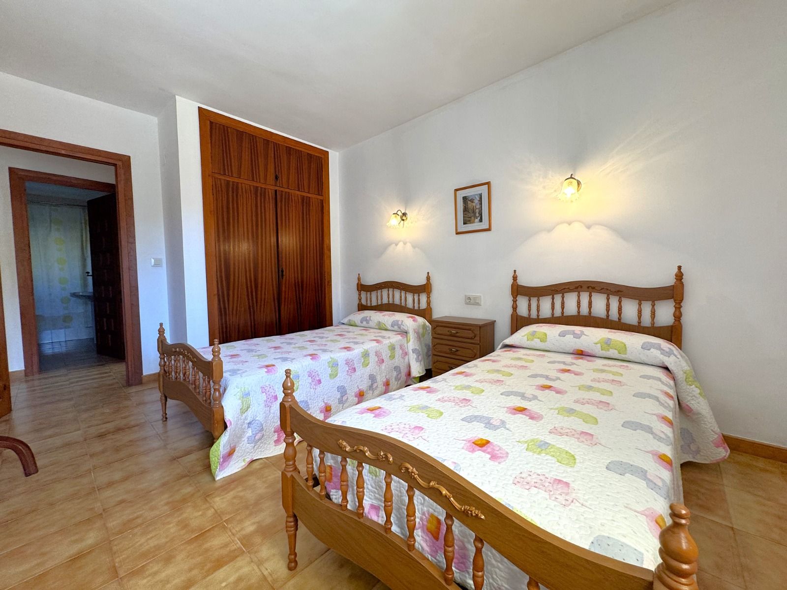 House / Villa / Chalet / Puerto Blanco Maryvilla (Villaport)