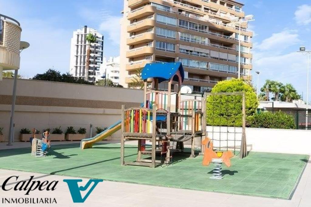 SE ALQUILA / FOR RENT (BS 18C)